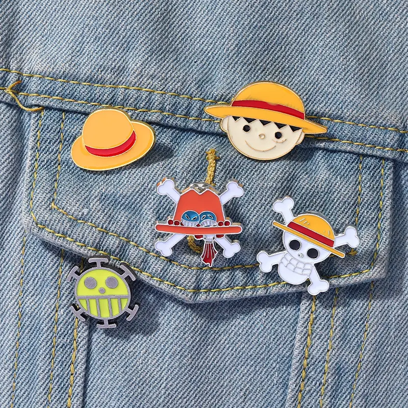 5 Designs Anime Monkey D. Luffy Straw Hat Crew Alloy Brooches Pins Metal Crafts