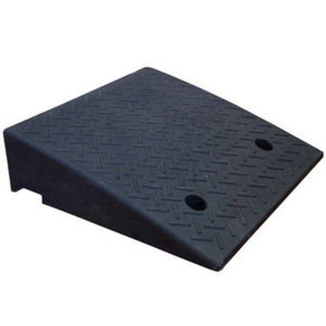 Driveway/depo, hava koşullarına dayanıklı, 2/3/4 kanal seçenekleri için kaymaz kauçuk frenlemek rampası - Product Image 2