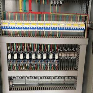 Apparecchiature di automazione industriale PLC quadro di controllo uscita relè sistema di controllo logico programmabile apparecchiature di distribuzione di potenza