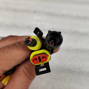 ชุดเครื่องมือประตูรถบัสวาล์วฉุกเฉินสีเหลืองสำหรับการใช้งานในรถยนต์ - Product Image 3