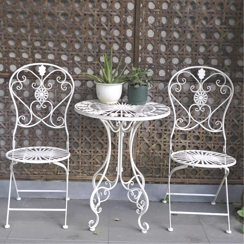 Bianco Vintage 1 tavolo + 2 sedie