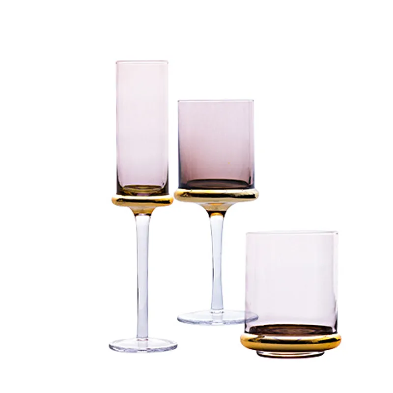 Gruppo Di bere piccolo champagne calici di vetro di colpo da sci con gambo lungo bicchiere di vino oro bicchieri di vino con la montatura nera