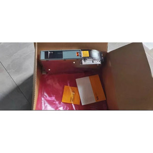 Neue Original-Wechselrichter-Lagerbestand-SPS-Servo antrieb ACOPOS-Einsteckmodul-Steuer einheit 8 AC110.60-2 für die SPS-Programmierung