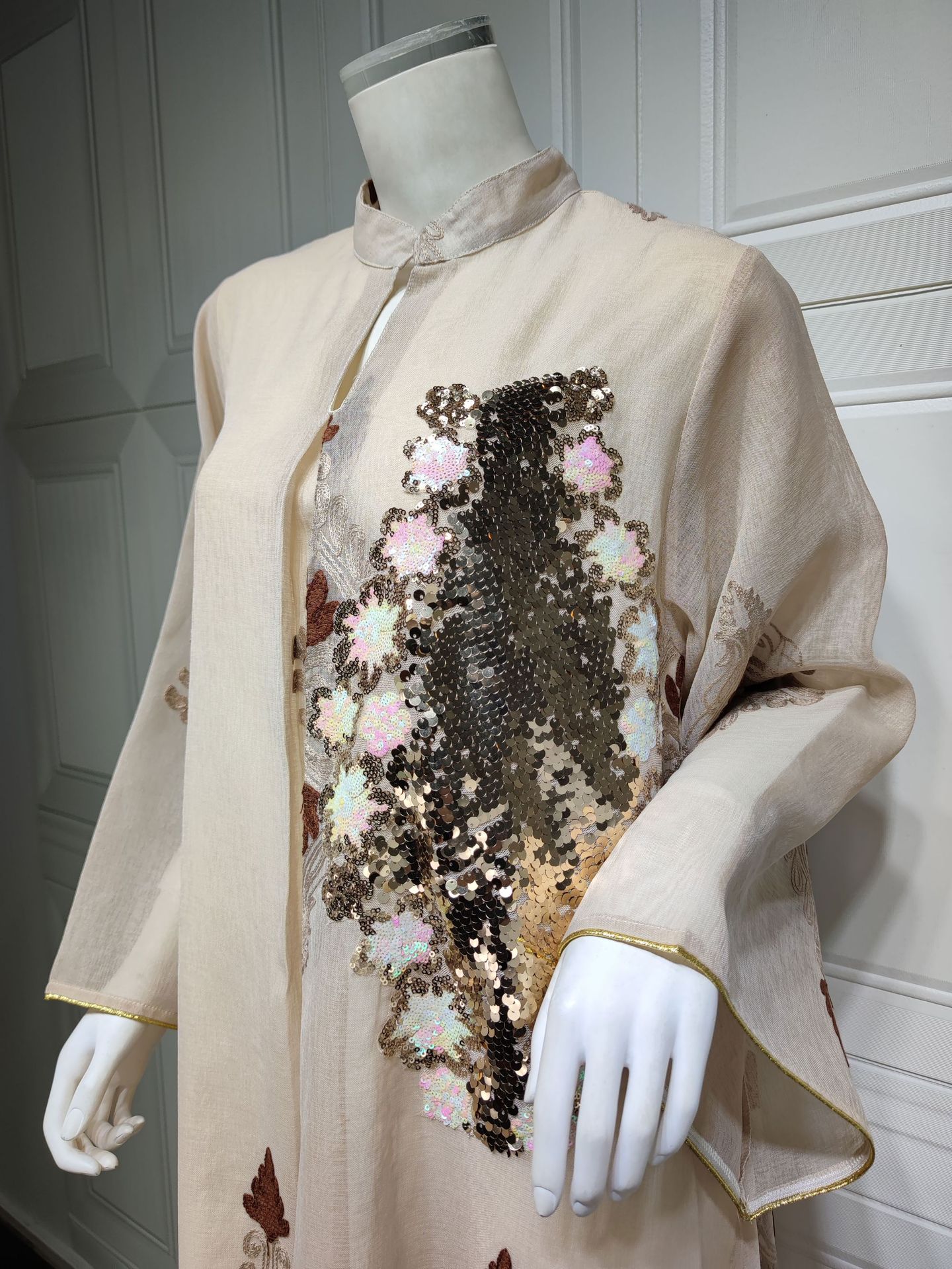 Middle East Women's Muslim Evening Dress Sequin Embroidered Dress Women Islamic Abaya Loose Autumn Casual Dress Islamic Clothing