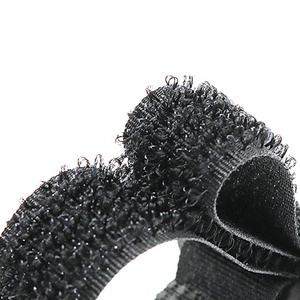 Cinta de sujeción de nailon autoblocante para uso doméstico, gancho y bucle de nailon ajustable reutilizable en un mismo lado - Product Image 1