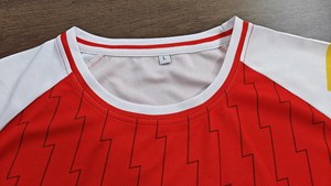 カスタムスポーツTシャツドライフィット100ポリエステル昇華Tシャツメッシュファンストリートウェアサッカートレーニングジャージー