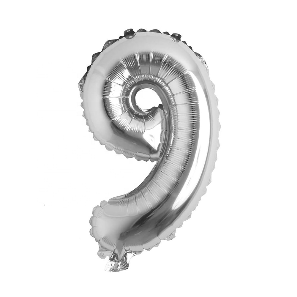 9 numéro ballon argent