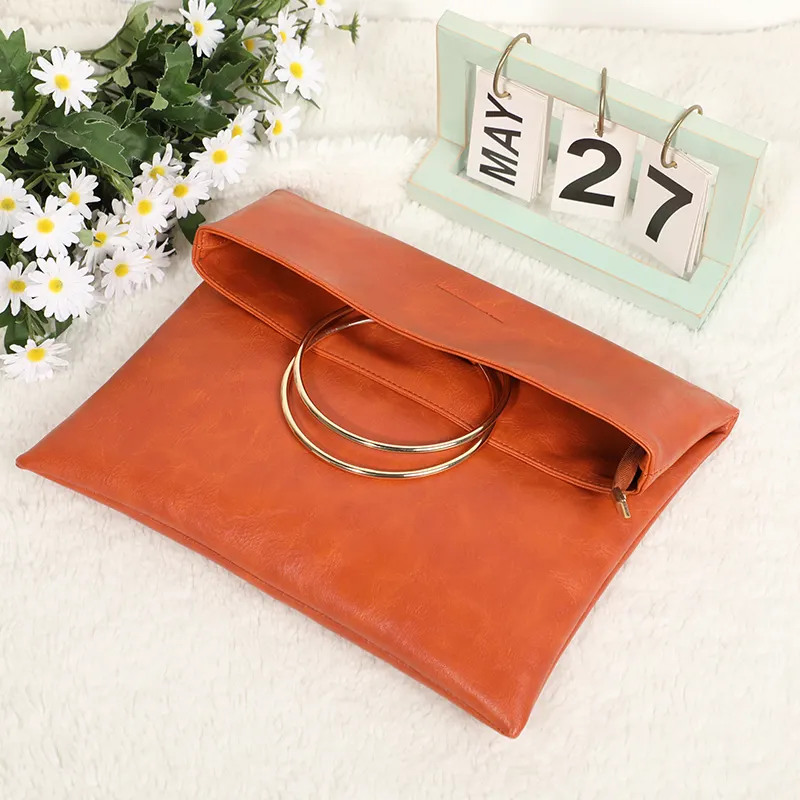 Vendita calda Flap Over Vintage Style borsa Tote in pelle marrone chiaro anello circolare manici in ferro borsa
