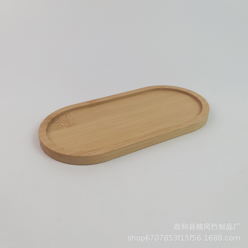 Le plateau ovale mesure environ 8,8 cm x 17,5 cm x 1 cm.