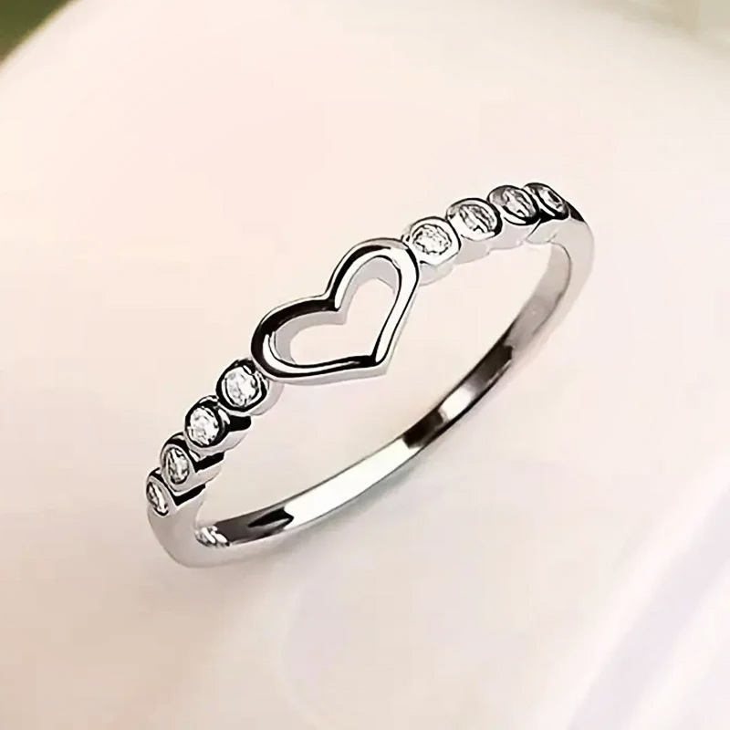 B2822 white gold