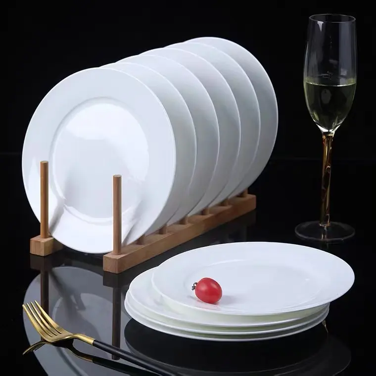 Vente en gros Assiette en céramique pas cher assiettes plates en porcelaine blanche pour mariage