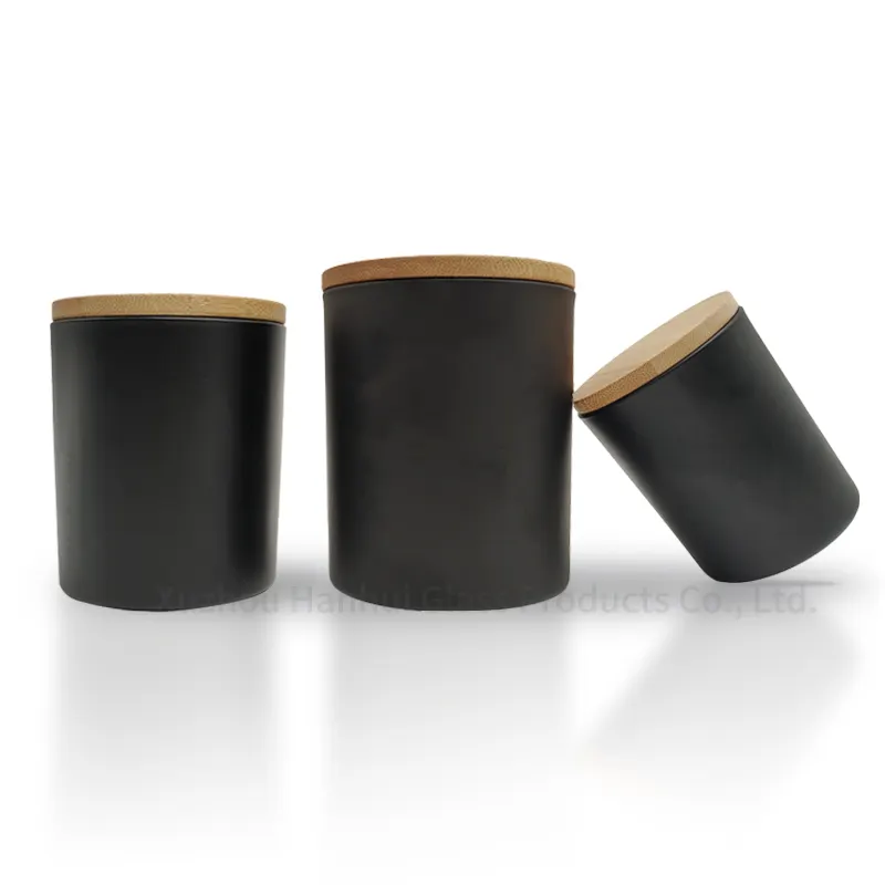 Vente en gros de 210ml 300ml 420ml Pots à bougie en verre épais noir mat personnalisables rechargeables avec couvercles en métal en bois de bambou