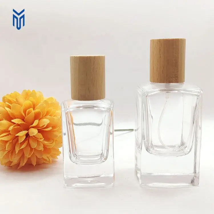 Bouteille de parfum en verre de haute qualité 30ml 50ml bouteille de parfum en verre à pulvérisation carrée avec bouchon en bois