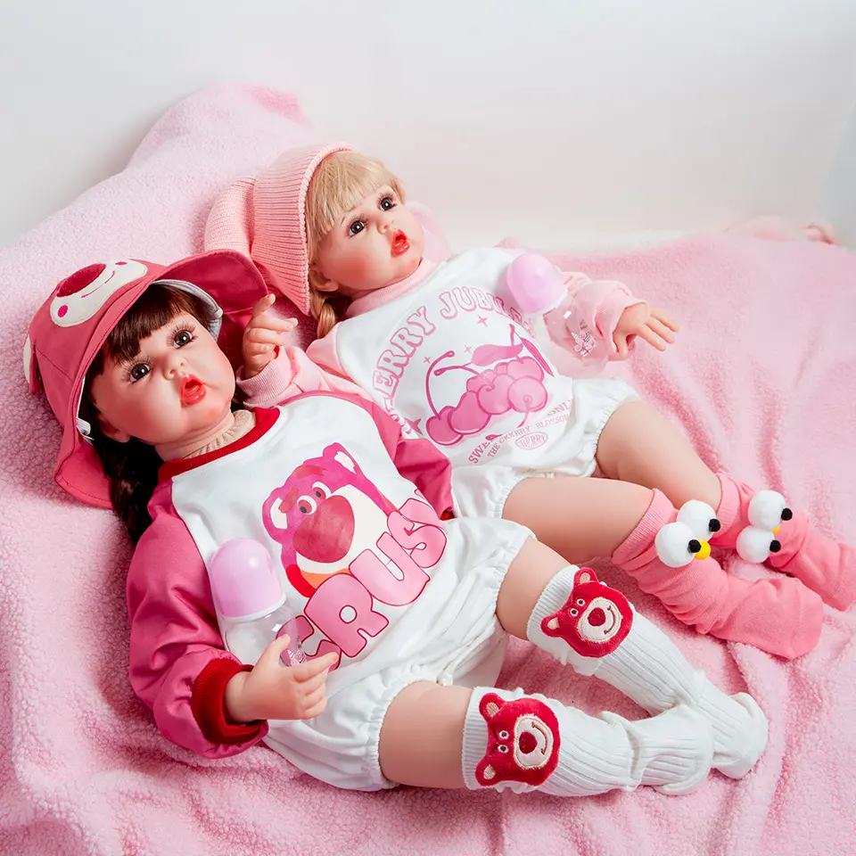 Commercio all'ingrosso nuovo Design a buon mercato vivo realistico bambola di stoffa per tutto il corpo 24 pollici vinile neonato Reborn Baby Doll per bambini Mini carino morbido