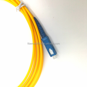 Cable de conexión de fibra óptica monomodo Simplex SC UPC a SC APC - Product Image 3