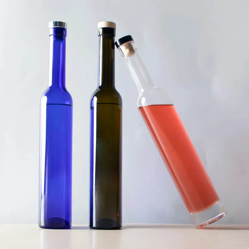 Großhandel beliebter Stil 375 ml dünner Zylinder Eiswein-Glas Wodka-Likör-Flasche mit Korken