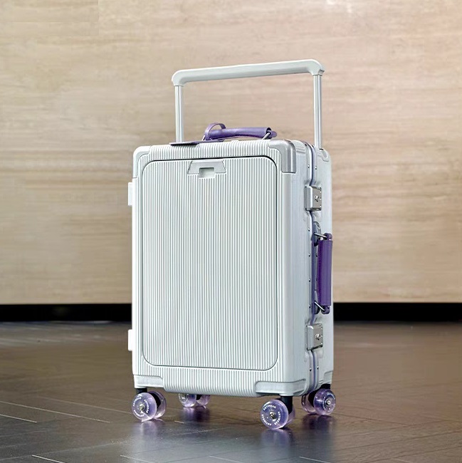 Blanc avec du violet