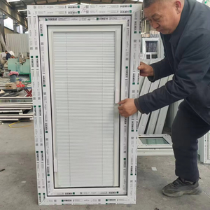 Proyecto residencial Ventanas y puertas de PVC Ventana abatible UPVC de vidrio de doble impacto personalizada con obturador incorporado - Product Image 5
