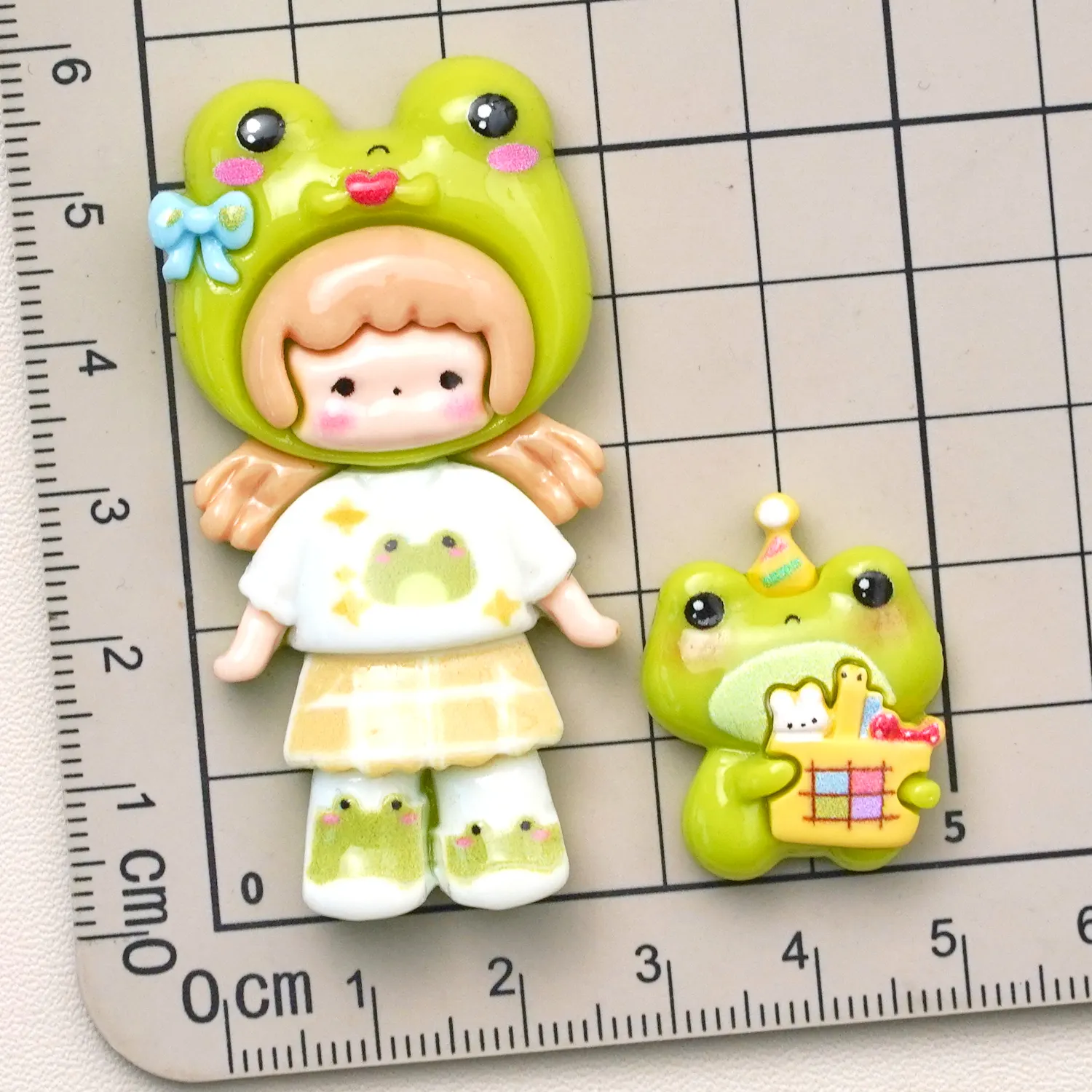 Vente chaude mignon grenouille flatback cabochon résine art artisanat pour réfrigérateur aimant scrapbooking décor crème colle coque de téléphone bricolage