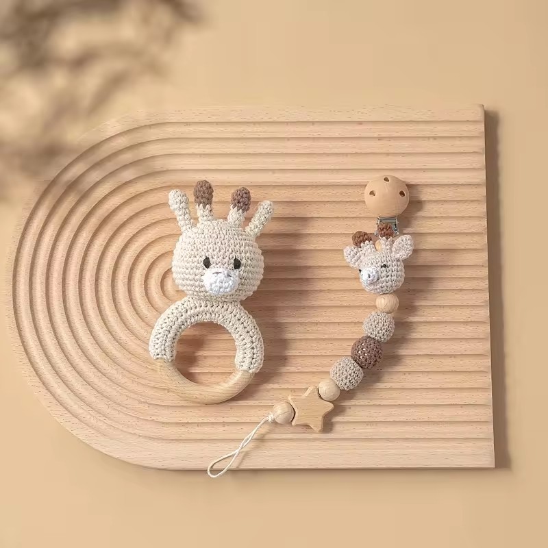 Ensemble de hochets Girafe Marron