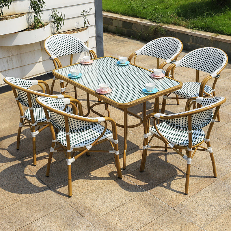 120*80cm table and 6 chairs