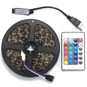 Striscia Led RGB 16.4 ft 5V USB colorato 30LED S/M SMD 5050 flessibile Smart APP per retroilluminazione TV Room Decor con telecomando a 24 tasti