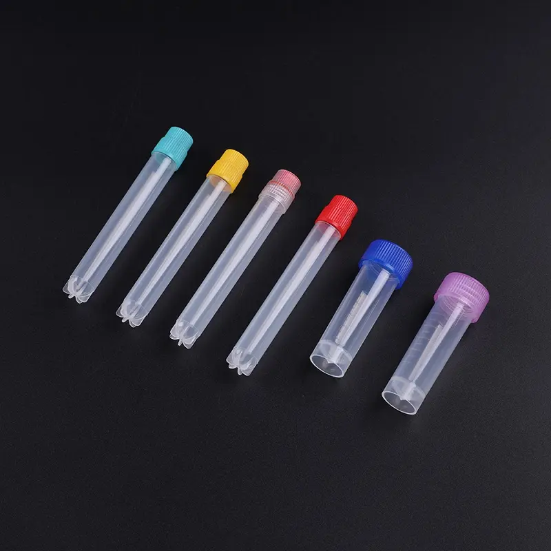 Suministros de laboratorio desechables reversibles, viales criogénicos transparentes de plástico PP estériles de 2ml y 5ml, tubo de congelación con sombrero de tornillo