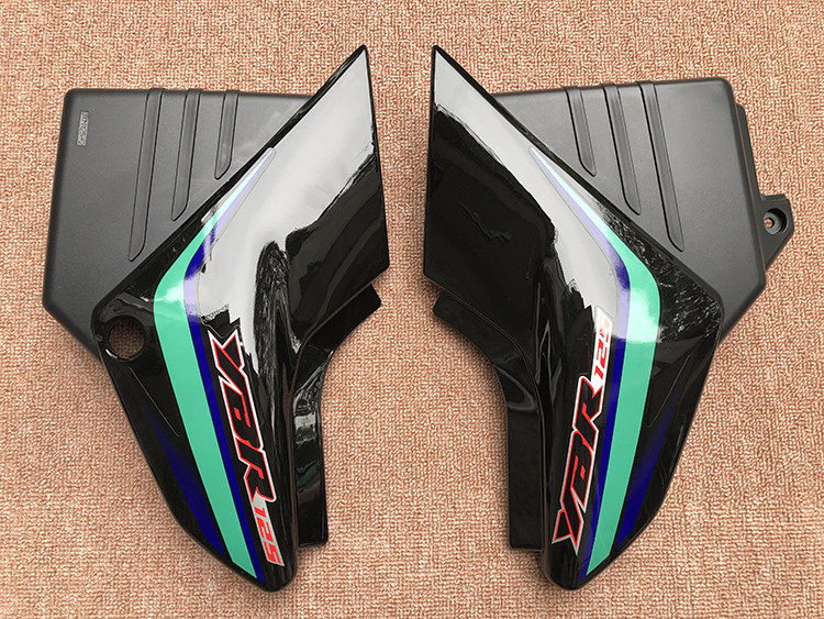 06 Black Pair