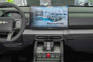 UAE BYD báo 3 2025 Thượng Hải 501km AWD lái xe thông minh phiên bản tối đa BYD xe điện báo 3 EV SUV báo titan 3 - Product Image 5