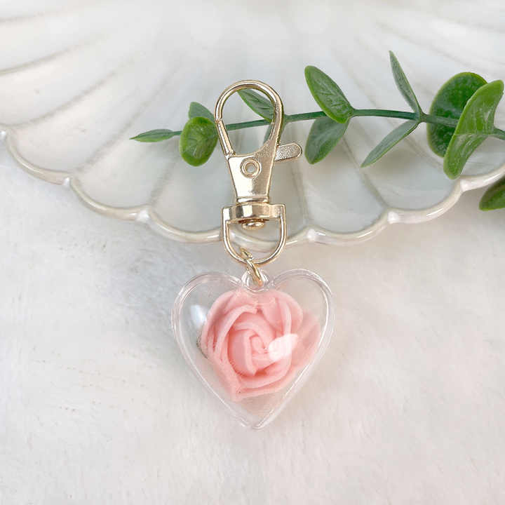 Wholesale Creative Fashion Love Rose Eternal Flower Keychain Lovely Earphone Set Bag Pendant Car Keyring