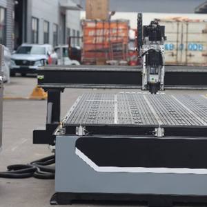 CNC Atc Router macchina 2060 con Taiwan Syntec 6MB sistema di controllo per mobili in vendita in Kenya - Product Image 2