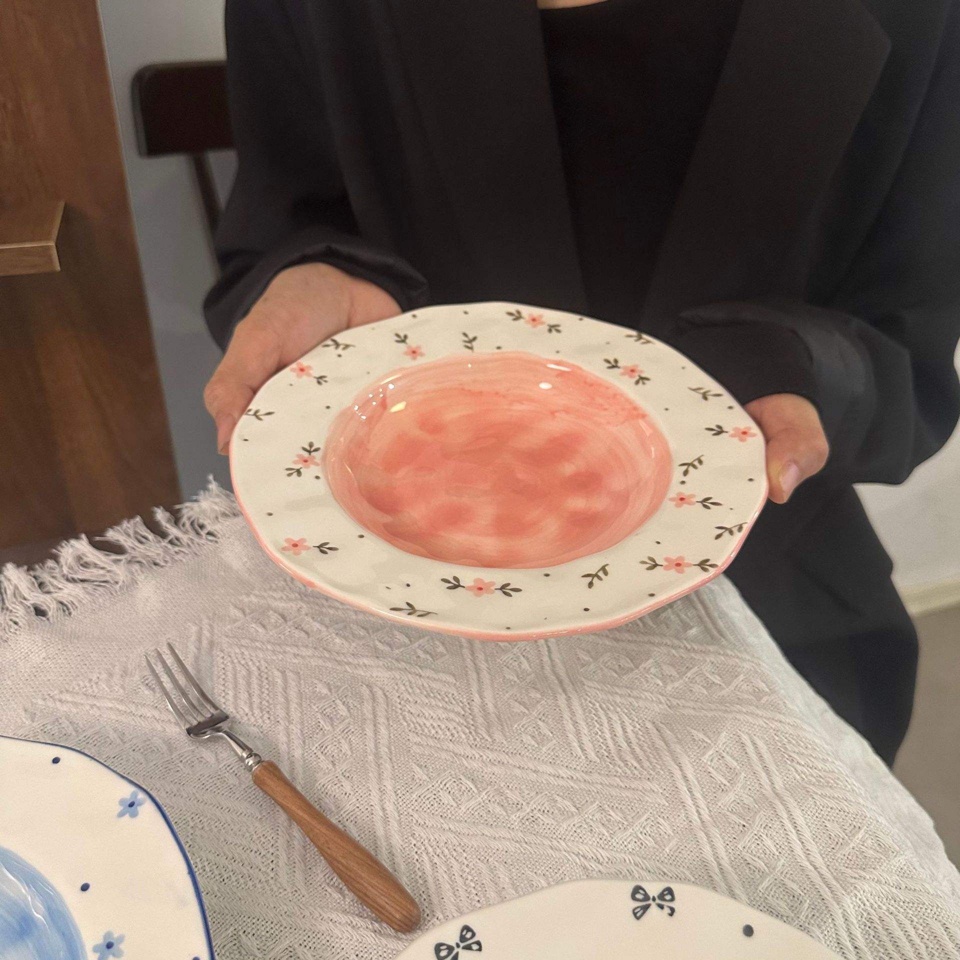 Mano pellizcar 8 pulgadas profundo plato-Rosa floral