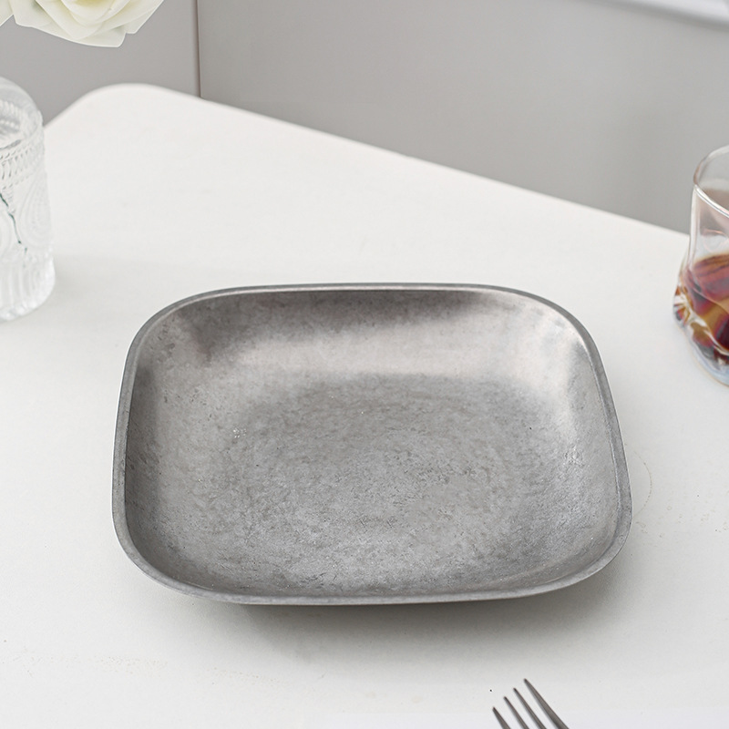 Assiette carrée grise 20.3*20.3*2.5