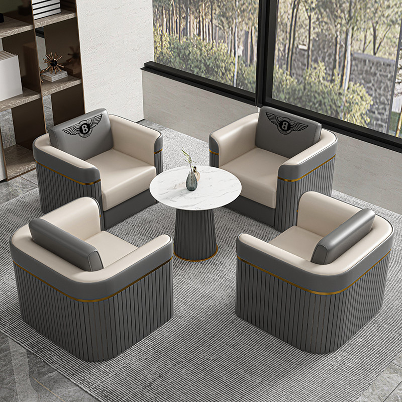 Une table 4 chaises grise