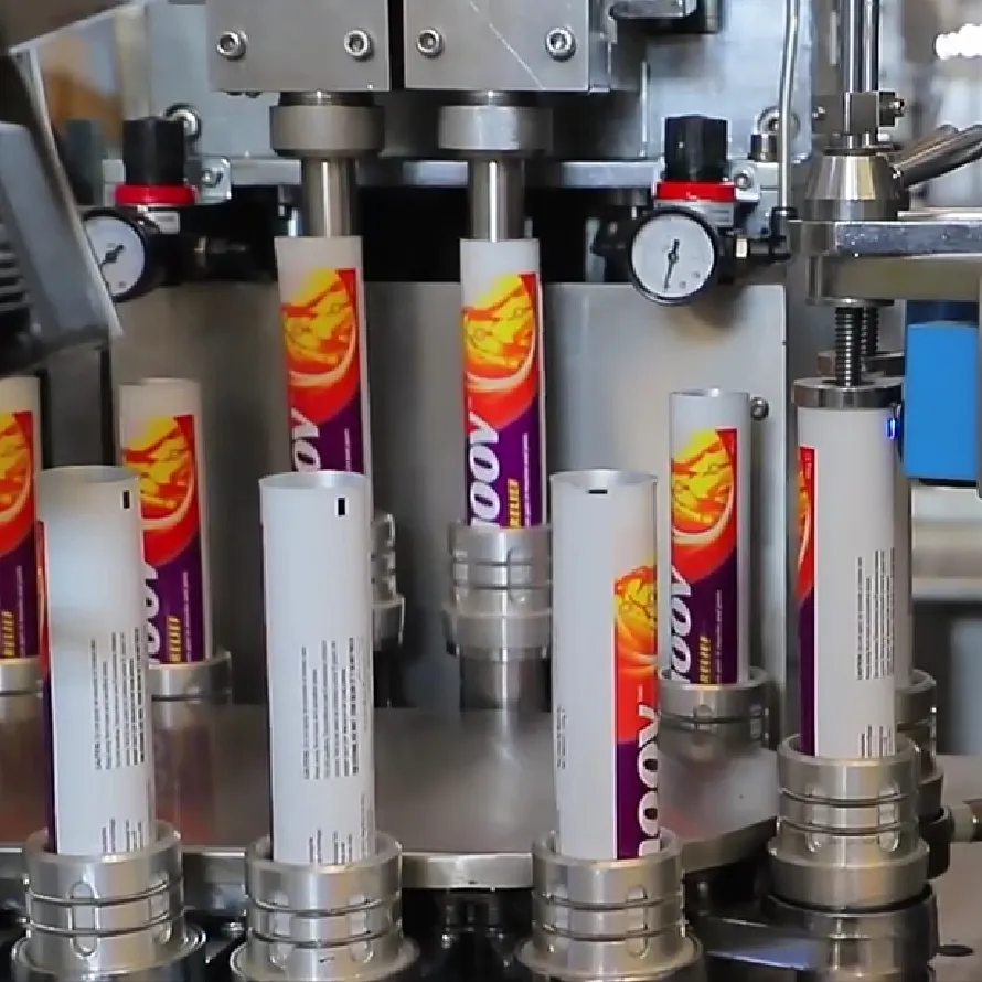 Automatische Packung 50 ml 100 ml 200 ml Honiggel-Klebstoff-Sauftcreme Kolben-Rohrfüllmaschine zum Abdichten und verschließen mit Staubdeckung