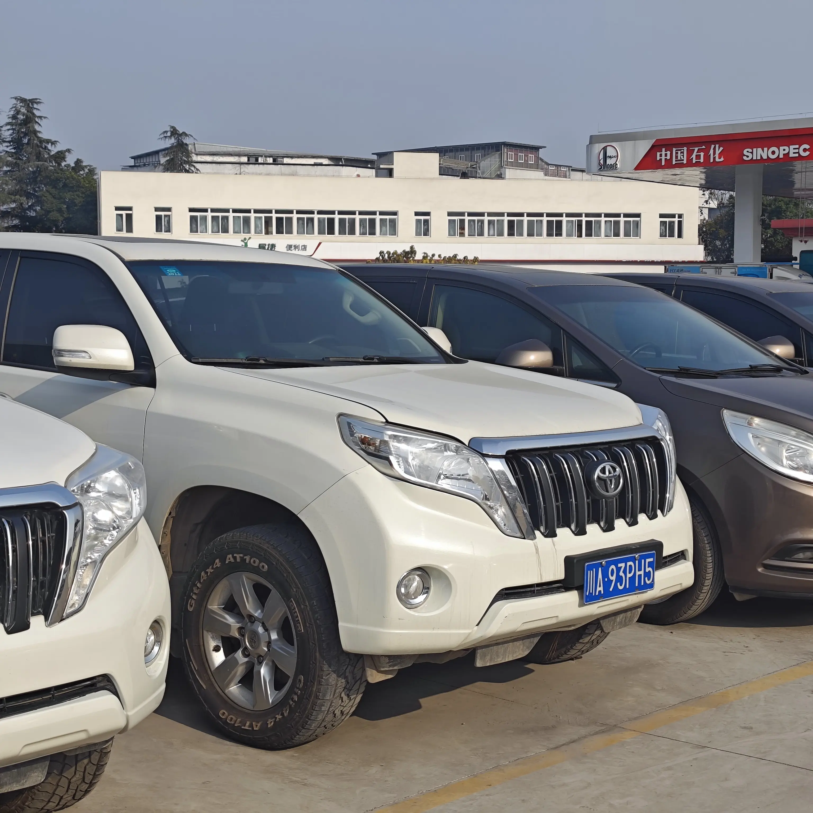 2016 Toyota Land Cruiser Prado 2.7L Automático SUV grande Coche usado Toyota Prado Precio barato Venta al por mayor Toyota Cars Corolla Camry