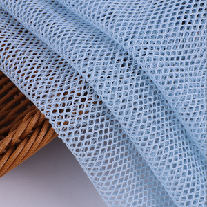 105g ordito lavorato a maglia Non elastico 100% poliestere traspirante e ad asciugatura rapida tessuto esagonale a nido d'ape fodera in rete - Product Image 3