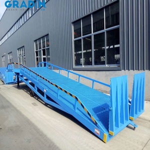 Customized Mobile <strong>Loading</strong> <strong>and</strong> <strong>Unloading</strong> <strong>Platform</strong> 8 Ton Capacity Dock Ramp for <strong>Warehouse</strong> Adjustable <strong>Loading</strong> Ramp