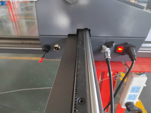 Tragbare Mini-CNC-Plasmas chneide maschine Automatische USB-G-Code-Brenner höhen steuerung 55A Schrittmotor Neuzustand Kern getriebe - Product Image 4