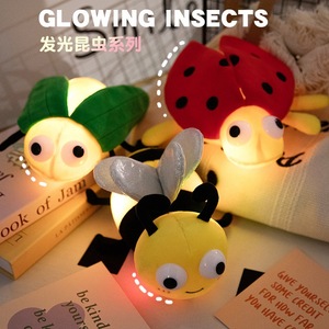 Parlayan arı bebek böceği yedi yıldız Ladybird peluş oyuncak simülasyon böcekler dolması hayvan oyuncaklar çocuk çocuklar Light Up hediye