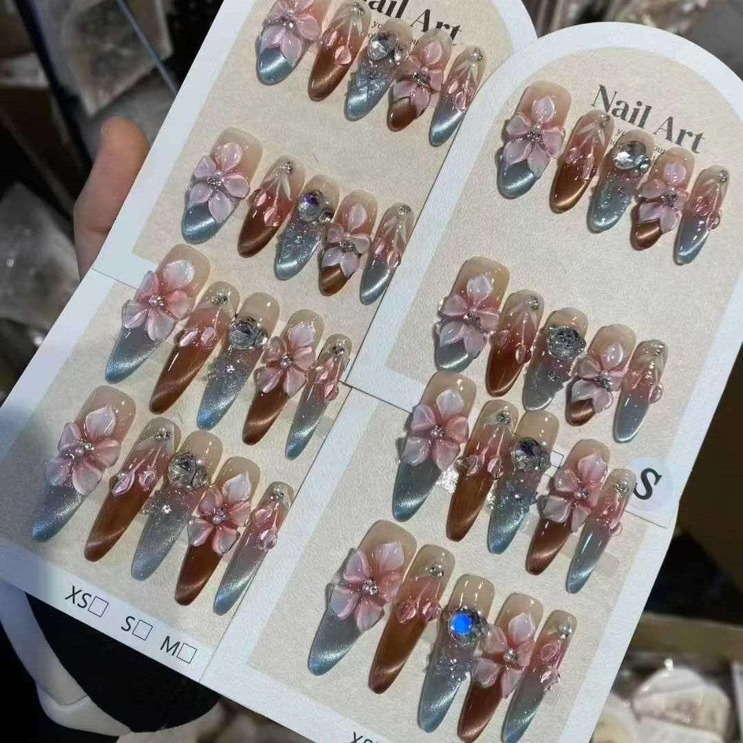 Ongles aléatoires#04