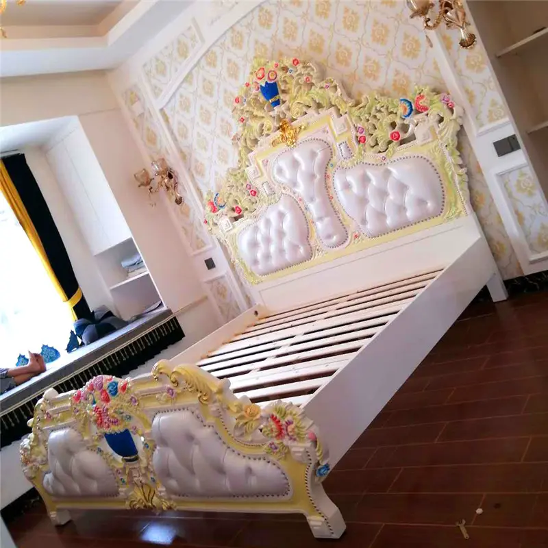 Cama de palacio francés de estilo europeo, dormitorio maestro pintado de madera maciza tallada, villa de lujo, cama de boda, princesa