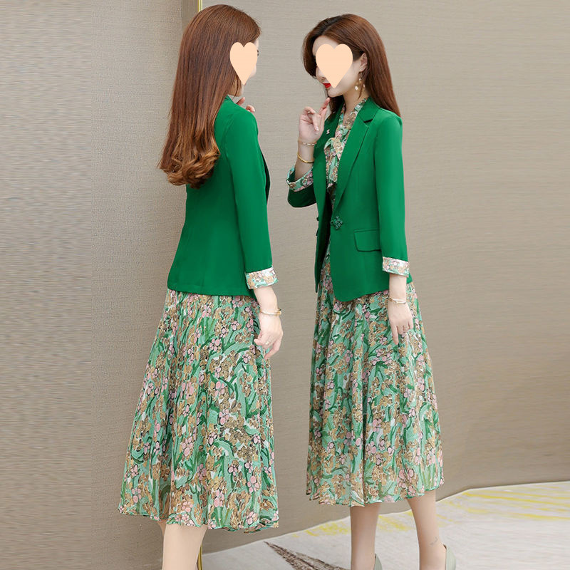 Green-two-piece set