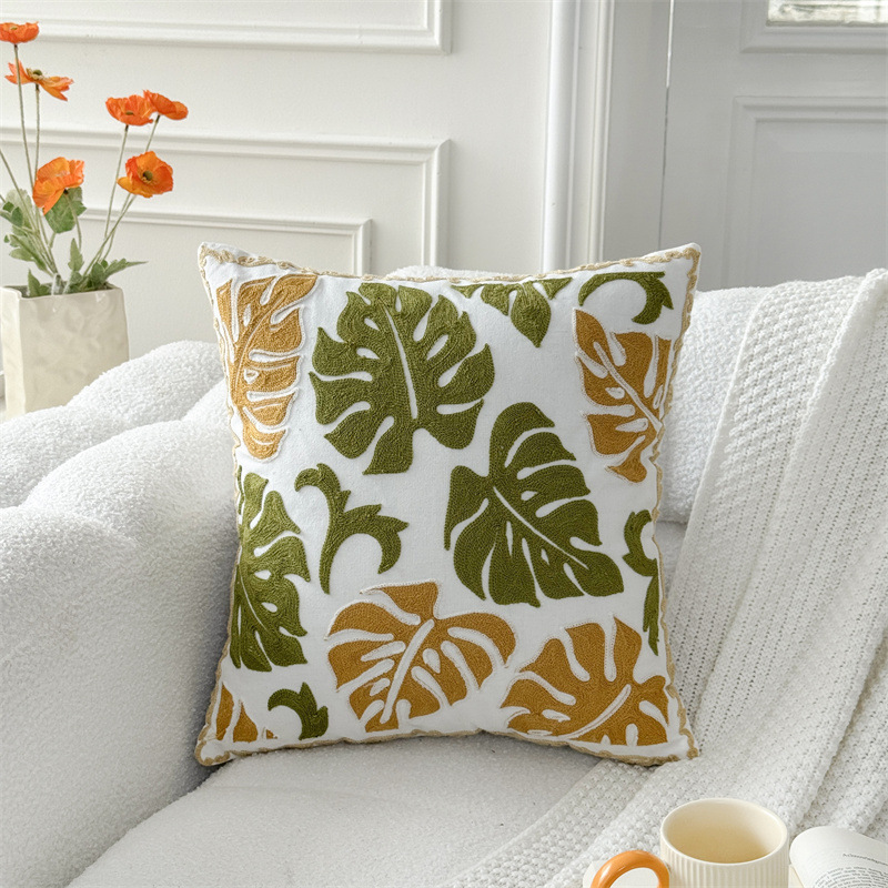 Torreya leaf 4545