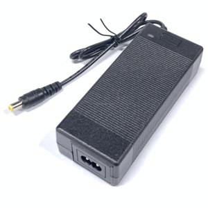 24V 2.5A AC/DC电源适配器100-240V输入台式顶部开关电源60w输出，用于笔记本电脑网络设备