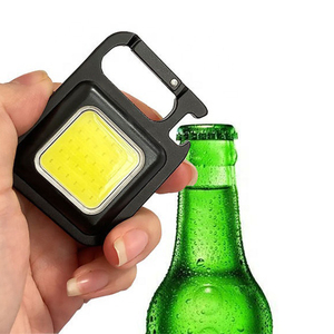 充電式4ライトモードミニスモールLED懐中電灯キーホルダーミニコブ懐中電灯栓抜き付き、マグネットベース、ミニリンターナ