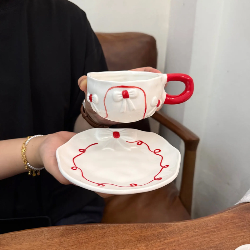 Red ribbon bow cup 230ml plate 15cm