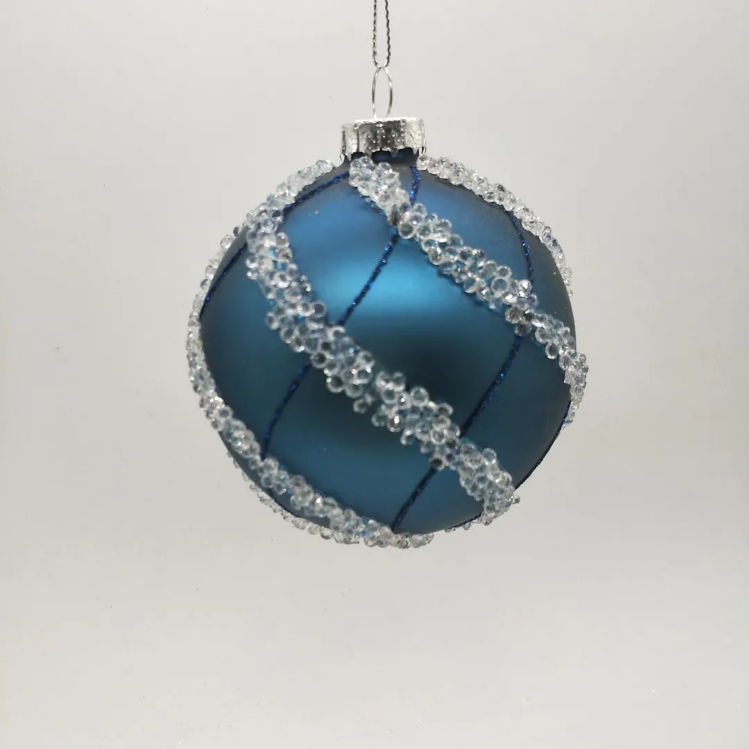 手描きのクリスマスガラスの装飾8CM安物の宝石のボールの装飾品クリスマスツリーがぶら下がっているビーズ付きの青いクリスマスのつまらないもの