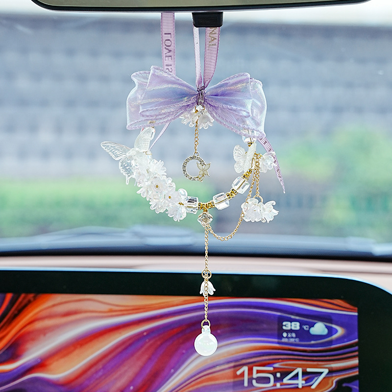 Pendentif papillon en cristal avec ruban violet