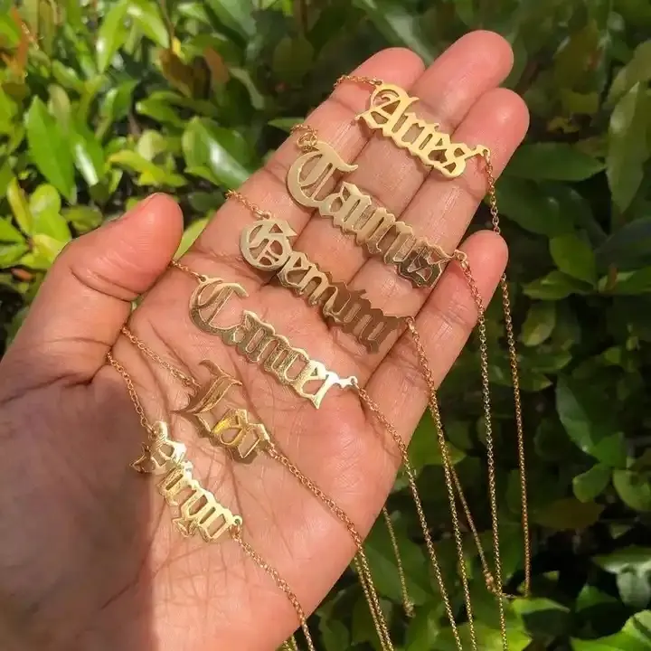 Joyería de acero inoxidable de gama alta para mujer, Horóscopo chapado en oro de 18 quilates, colgante de nombre del zodiaco, collar con signo del zodiaco